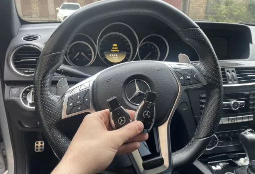 Mercedes-raktas